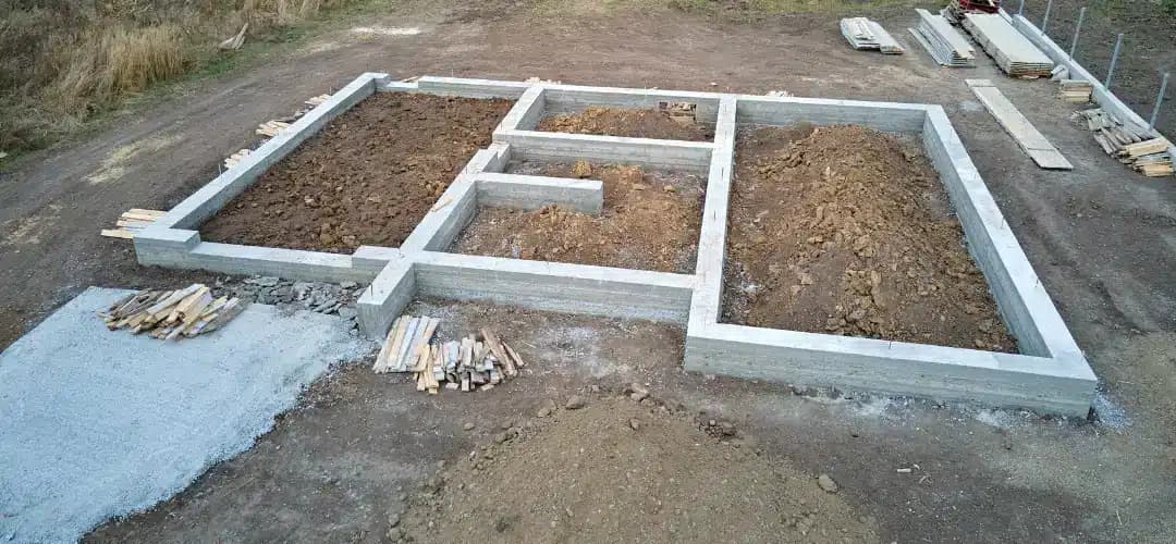 Concrete footings for house