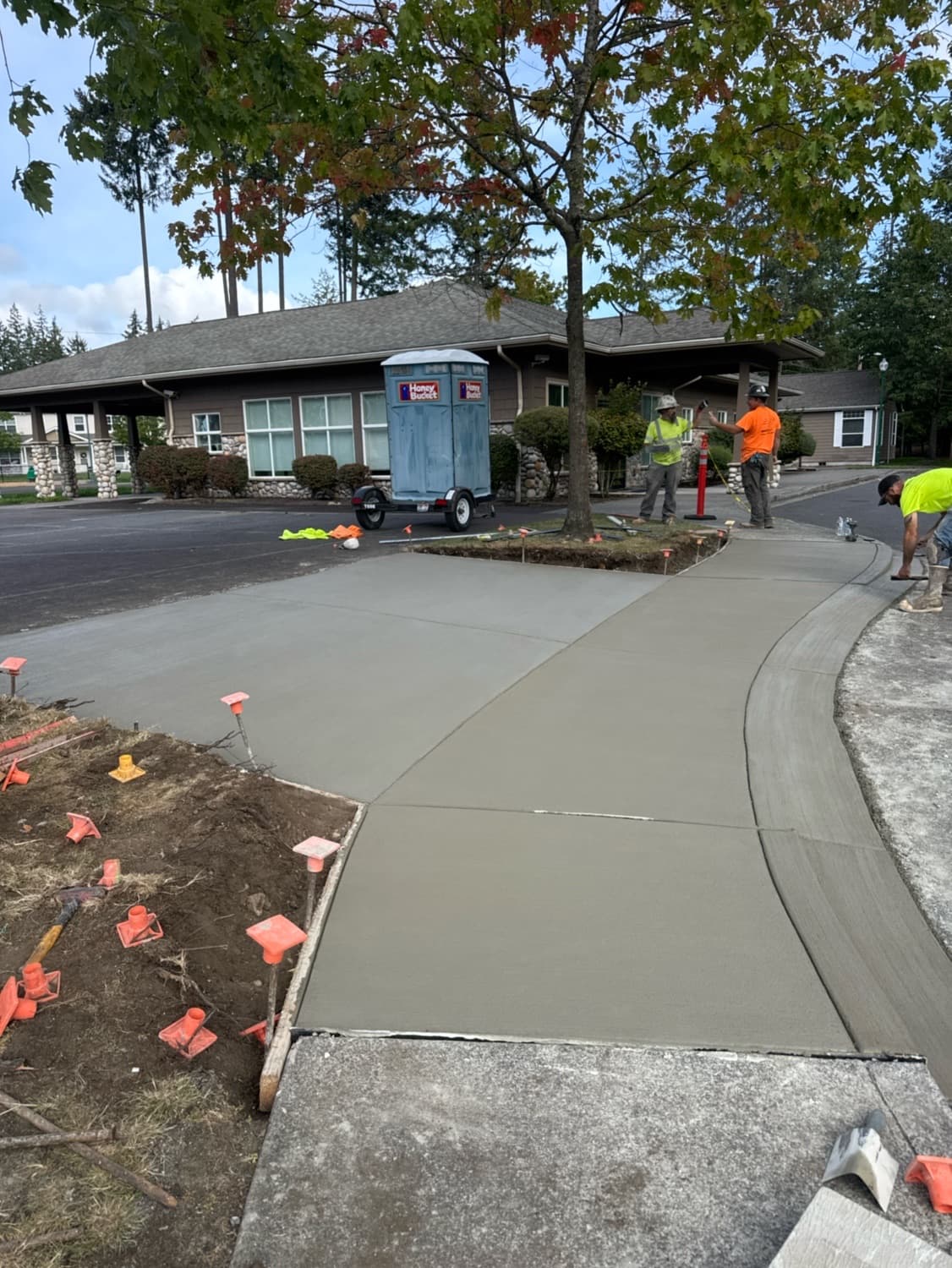 Concrete flatwork services